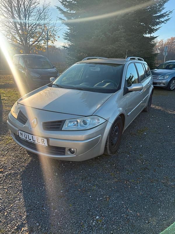 Gebraucht Renault Mégane GrandTour 131 PS (96 kW) 2006 Silber Kombi