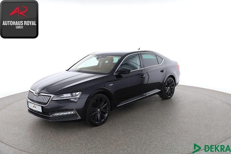 Schwarz Gebraucht 2022 Skoda Superb Limousine | 26.780 € (Fairer Preis) - Bild 1/4