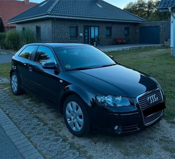 Schwarz Gebraucht 2005 Audi A3 Limousine | 2.500 € - Bild 1/4
