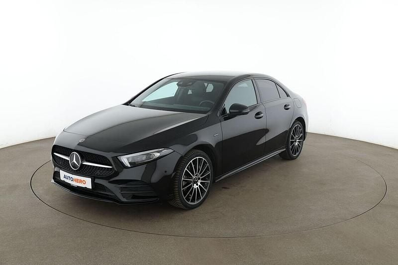 Usado Mercedes A250 AMG line 218 CV (160 kW) 2020 Berlina