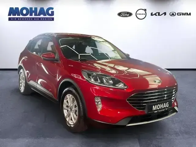 Gebraucht Ford Kuga Titanium 225 PS (165 kW) 2022 Rot SUV
