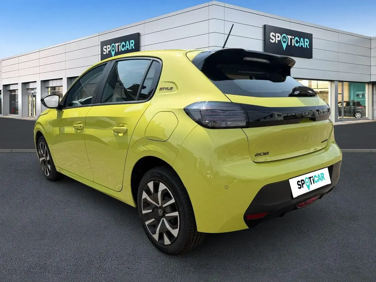 Gebraucht Peugeot 208 Style 110 PS (80 kW) 2025 Gelb Kleinwagen