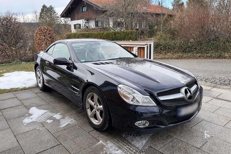 Gebraucht Mercedes SL300 231 PS (169 kW) 2009 Blau Cabrio