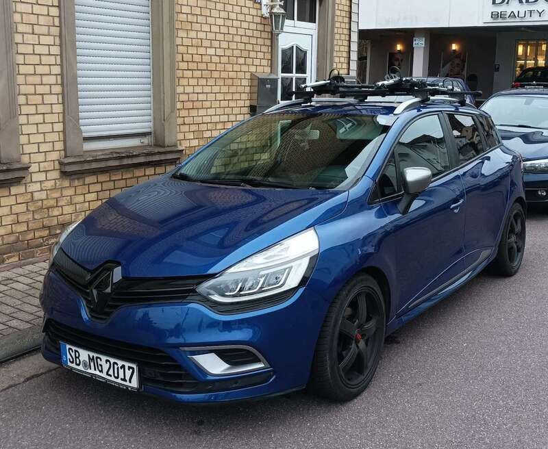 Gebraucht 2017 Renault Clio GrandTour Bose Edition Kombi | 8.500 € (Fairer Preis) - Bild 1/4