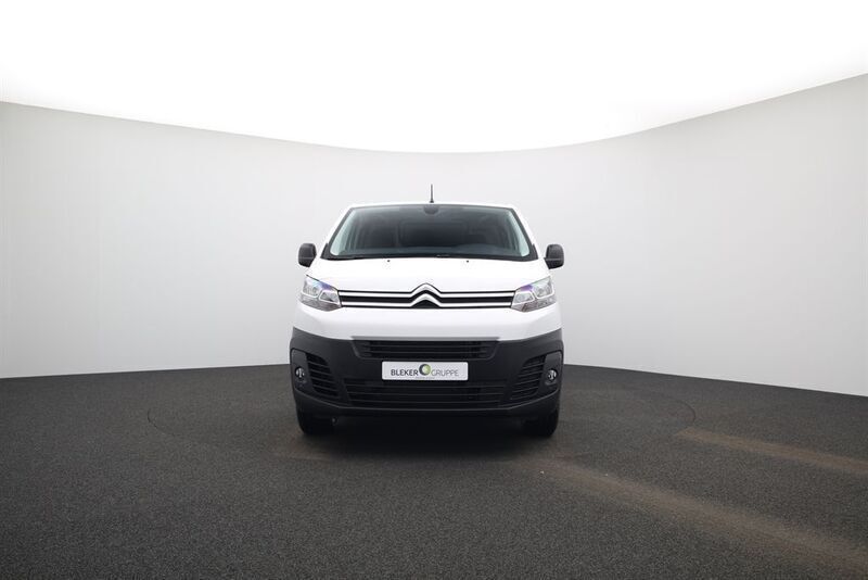 Eisweiß Gebraucht 2023 Citroën e-Jumpy Van / Kleinbus | 24.361 € (Guter Preis) - Bild 1/4