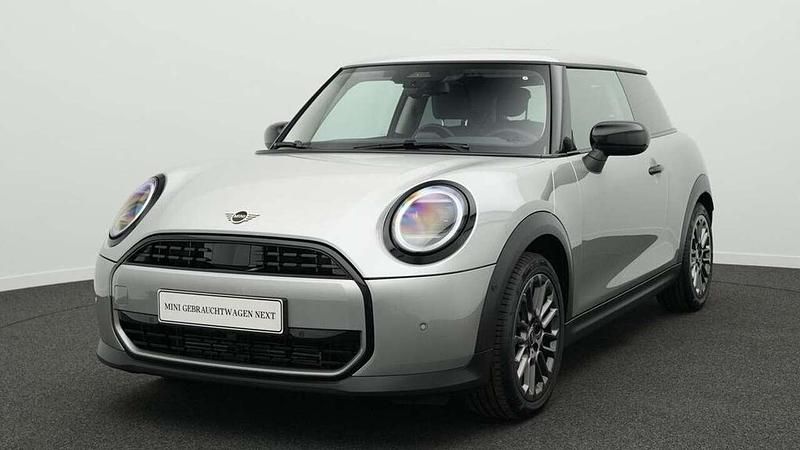 Grau Gebraucht 2024 Mini Cooper Classic Kleinwagen | 27.326 € (Fairer Preis) - Bild 1/4
