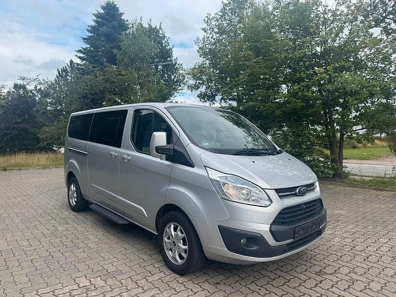 Silber Gebraucht 2014 Ford Tourneo Kombi | 14.900 € (Fairer Preis) - Bild 1/4