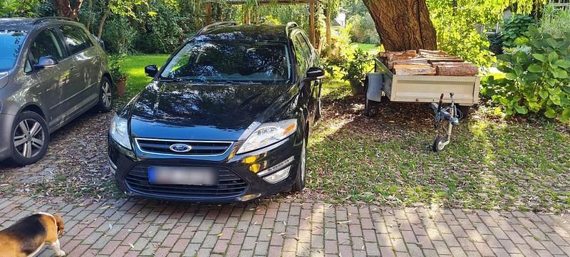 Schwarz Gebraucht 2011 Ford Mondeo Kombi | 3.000 € (Guter Preis) - Bild 1/4