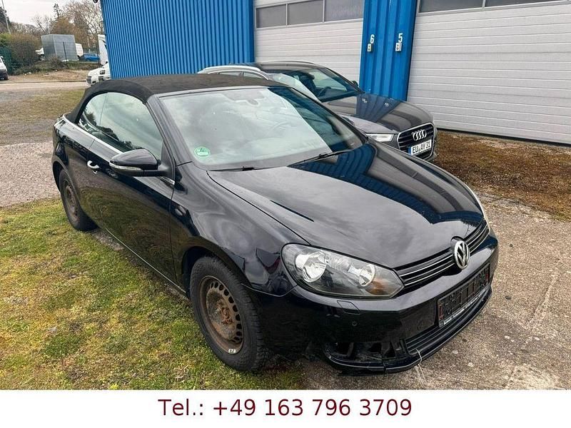 Gebraucht VW Golf Cabriolet Basis 105 PS (77 kW) 2012 Schwarz Cabrio