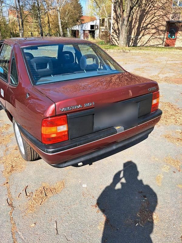 Gebraucht Opel Vectra 115 PS (84 kW) 1991 Rot Kleinwagen