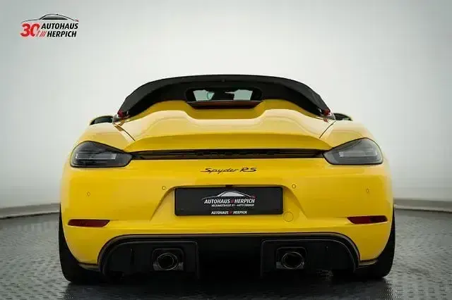 Gebraucht Porsche Boxster Spyder 500 PS (367 kW) 2025 Racinggelb Cabrio