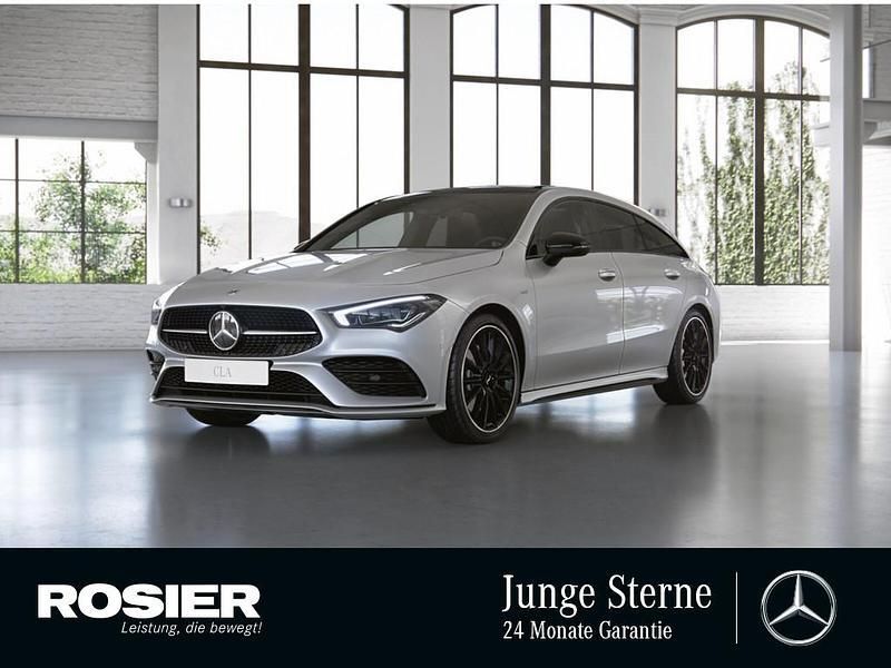 Weiss / digitalweiss Gebraucht 2022 Mercedes CLA250 AMG line Limousine | 32.990 € (Guter Preis) - Bild 1/4