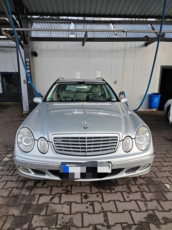 Gebraucht Mercedes 320 204 PS (150 kW) 2004 Schwarz Kombi