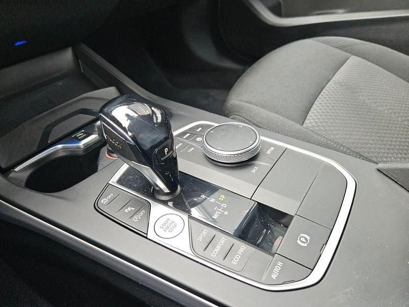 Gebraucht BMW 120 Advantage 178 PS (130 kW) 2021 Blau Kleinwagen