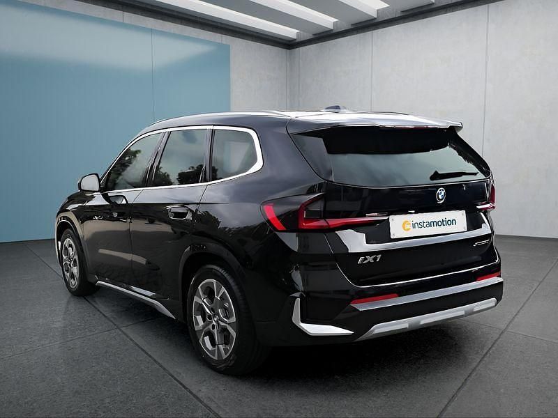 Neu BMW iX1 230 kW (313 PS) 2025 Schwarz SUV