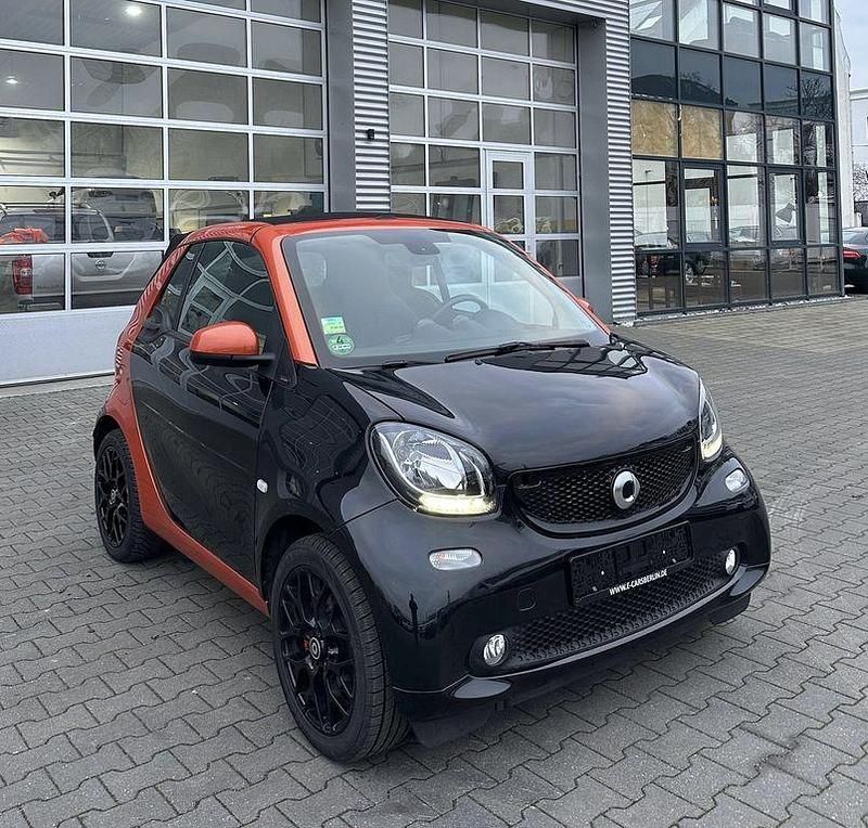 Gebraucht Smart ForTwo Cabrio Brabus 90 PS (66 kW) 2017 Schwarz Cabrio