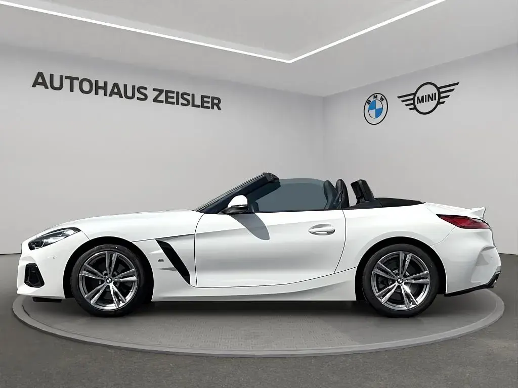 Gebraucht BMW Z4 Sport Line 197 PS (144 kW) 2025 Alpinweiß uni Cabrio
