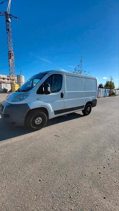 Weiß Gebraucht 2008 Fiat Ducato Van | 4.400 € (Guter Preis) - Bild 1/4