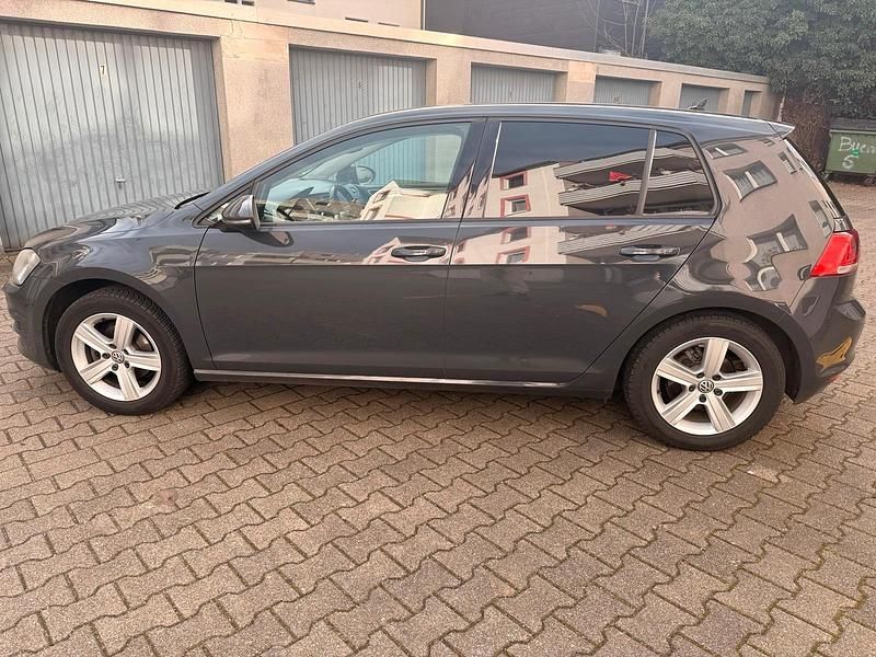 Gebraucht VW Golf 86 PS (63 kW) 2014 Grau Limousine