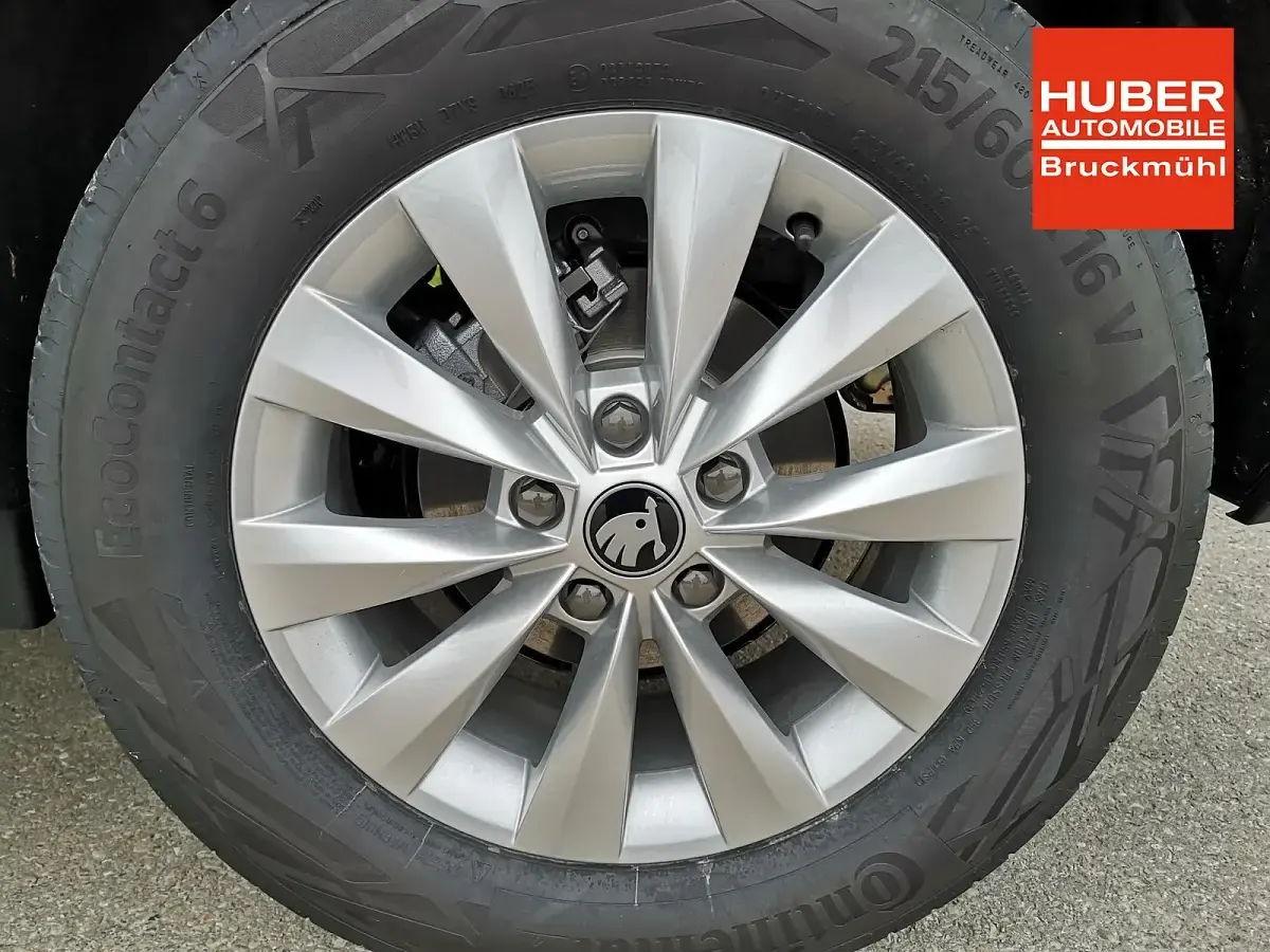 Neu Skoda Karoq Selection 150 PS (110 kW) 2026 Stahlgrau SUV