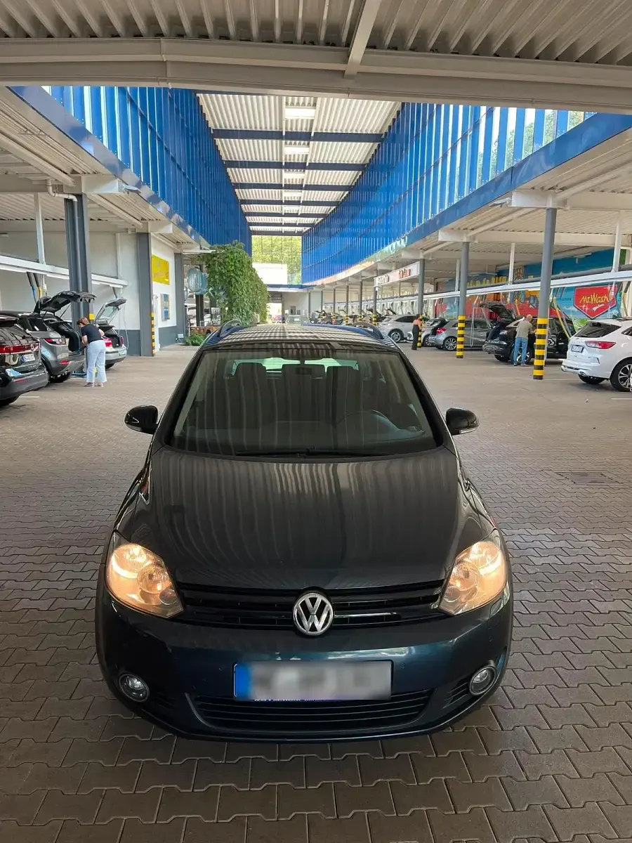 Gebraucht VW Golf VII 86 PS (63 kW) 2013 Blau Limousine