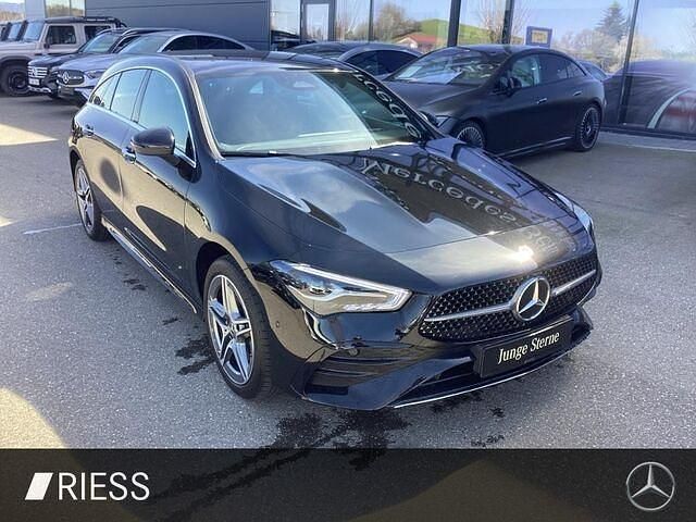 Gebraucht Mercedes CLA250e Shooting Brake Premium 163 PS (119 kW) 2023 Othercolor Kombi