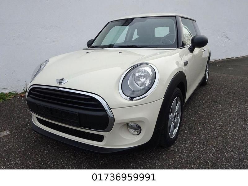 Weiß Gebraucht 2015 Mini ONE Kleinwagen | 8.600 € (Guter Preis) - Bild 1/4