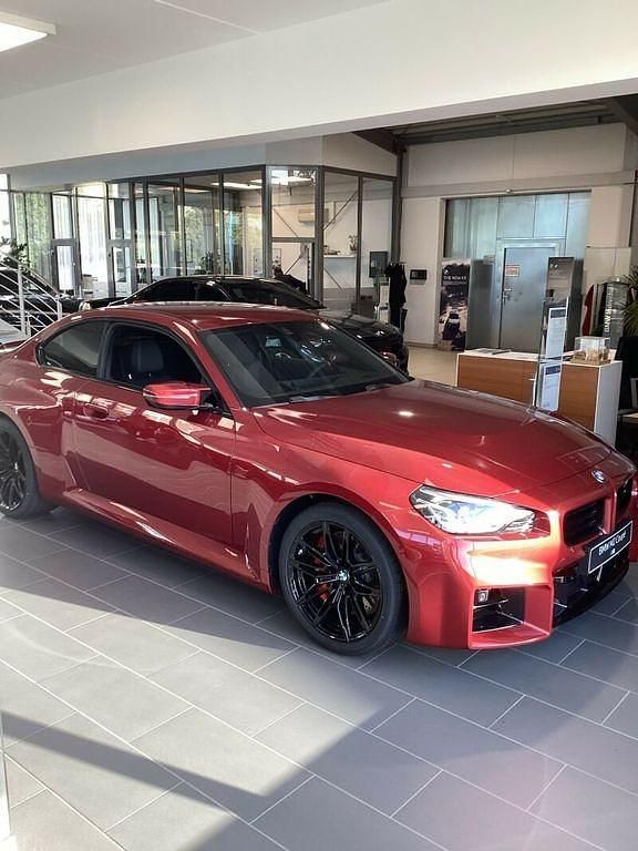 Rot Neu 2025 BMW M2 Performance Coupé | 74.989 € (Guter Preis) - Bild 1/4