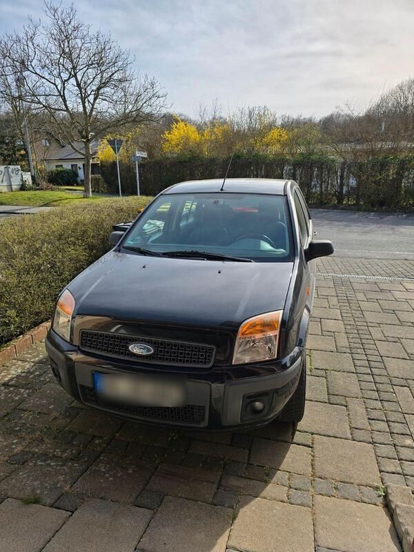 Schwarz Gebraucht 2009 Ford Fusion Limousine | 2.700 € (Fairer Preis) - Bild 1/3