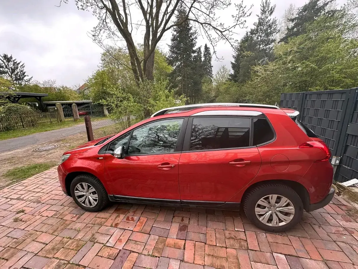 Gebraucht Peugeot 2008 80 PS (58 kW) 2015 Rot SUV