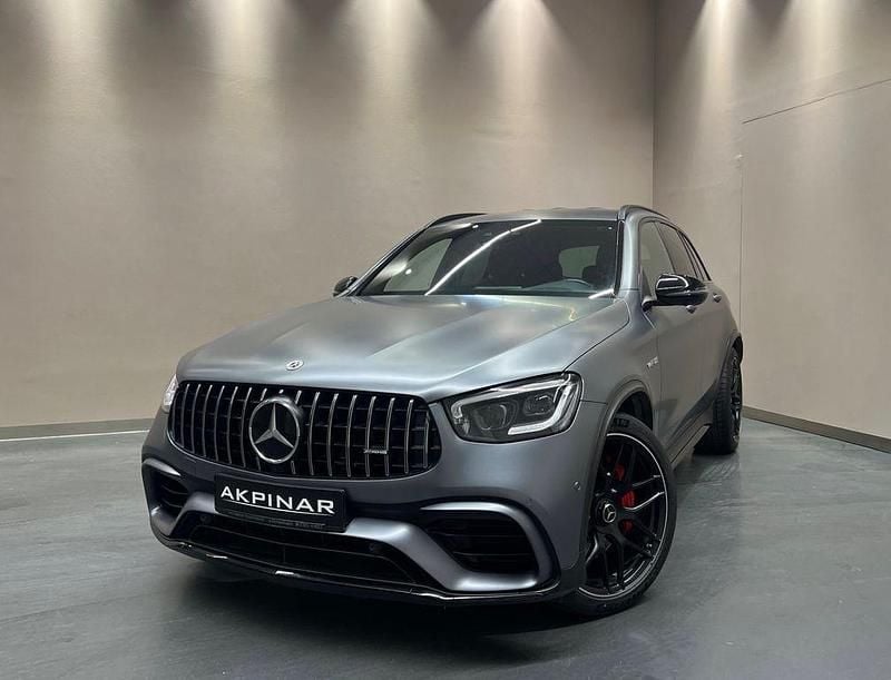 Grau Gebraucht 2021 Mercedes GLC63 AMG AMG SUV | 72.800 € (Fairer Preis) - Bild 1/4