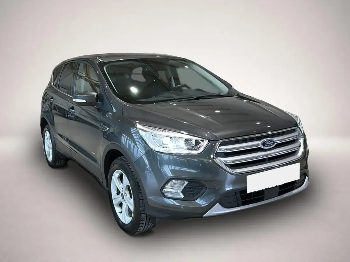 Gebraucht Ford Kuga Titanium 175 PS (128 kW) 2018 Manufacturer SUV