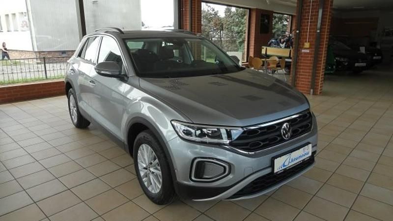 Gebraucht VW T-Roc Life 150 PS (110 kW) 2022 Pyrit silber SUV