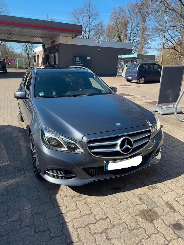 Usata Mercedes E350 252 CV (185 kW) 2013 Grigio Station wagon