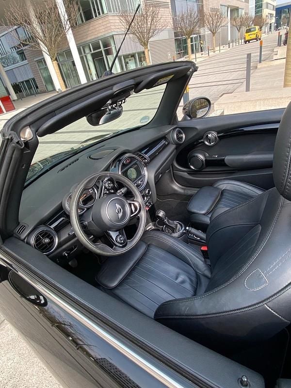 Gebraucht Mini Cooper Cabriolet 136 PS (100 kW) 2017 Schwarz Cabrio