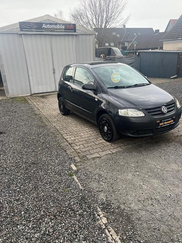 Gebraucht VW Fox 54 PS (39 kW) 2006 Schwarz Kleinwagen