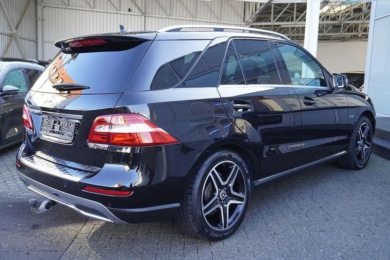Gebraucht Mercedes ML350 AMG 258 PS (189 kW) 2011 Schwarz SUV