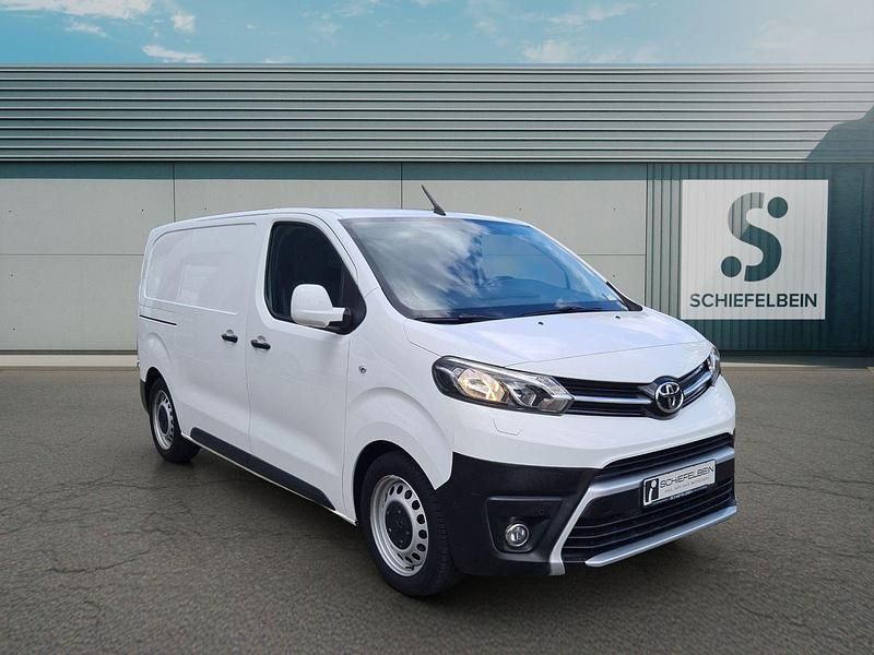 Gebraucht Toyota Proace 116 PS (85 kW) 2017 Weiß Van / Kleinbus
