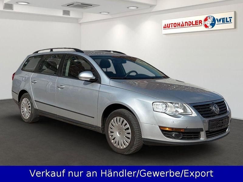Second-hand VW Passat 140 CP (102 kW) 2010 Argintiu Break