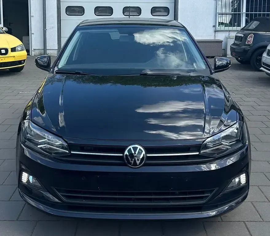 Gebraucht VW Polo Comfortline 95 PS (69 kW) 2021 Schwarz Kleinwagen