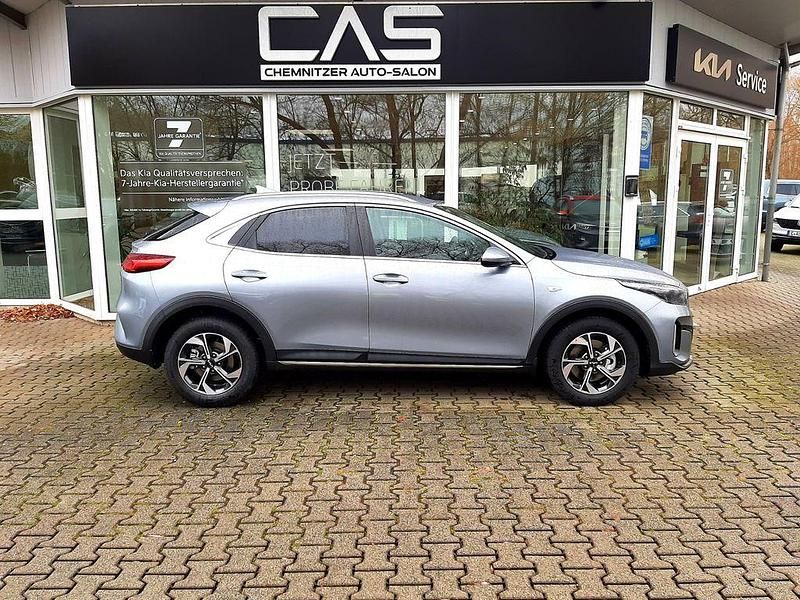 Neu Kia XCeed 116 PS (85 kW) 2025 Silber SUV