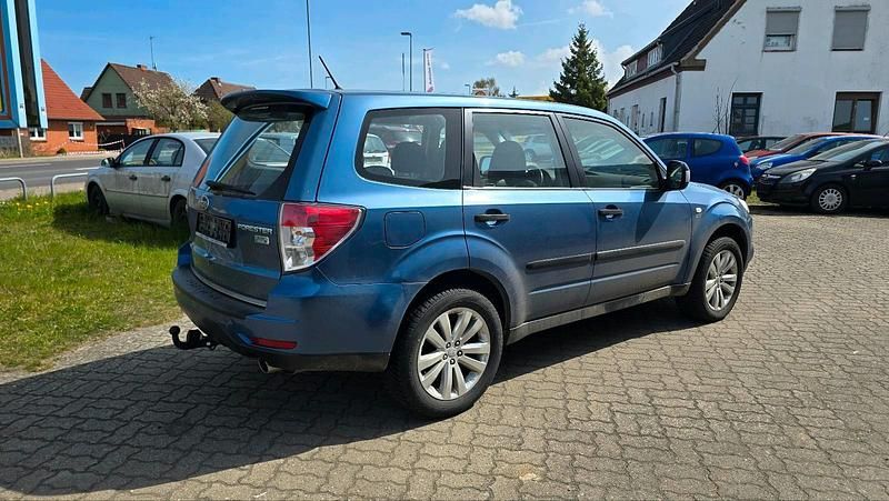 Second-hand Subaru Forester 147 CP (108 kW) 2010 Albastru SUV