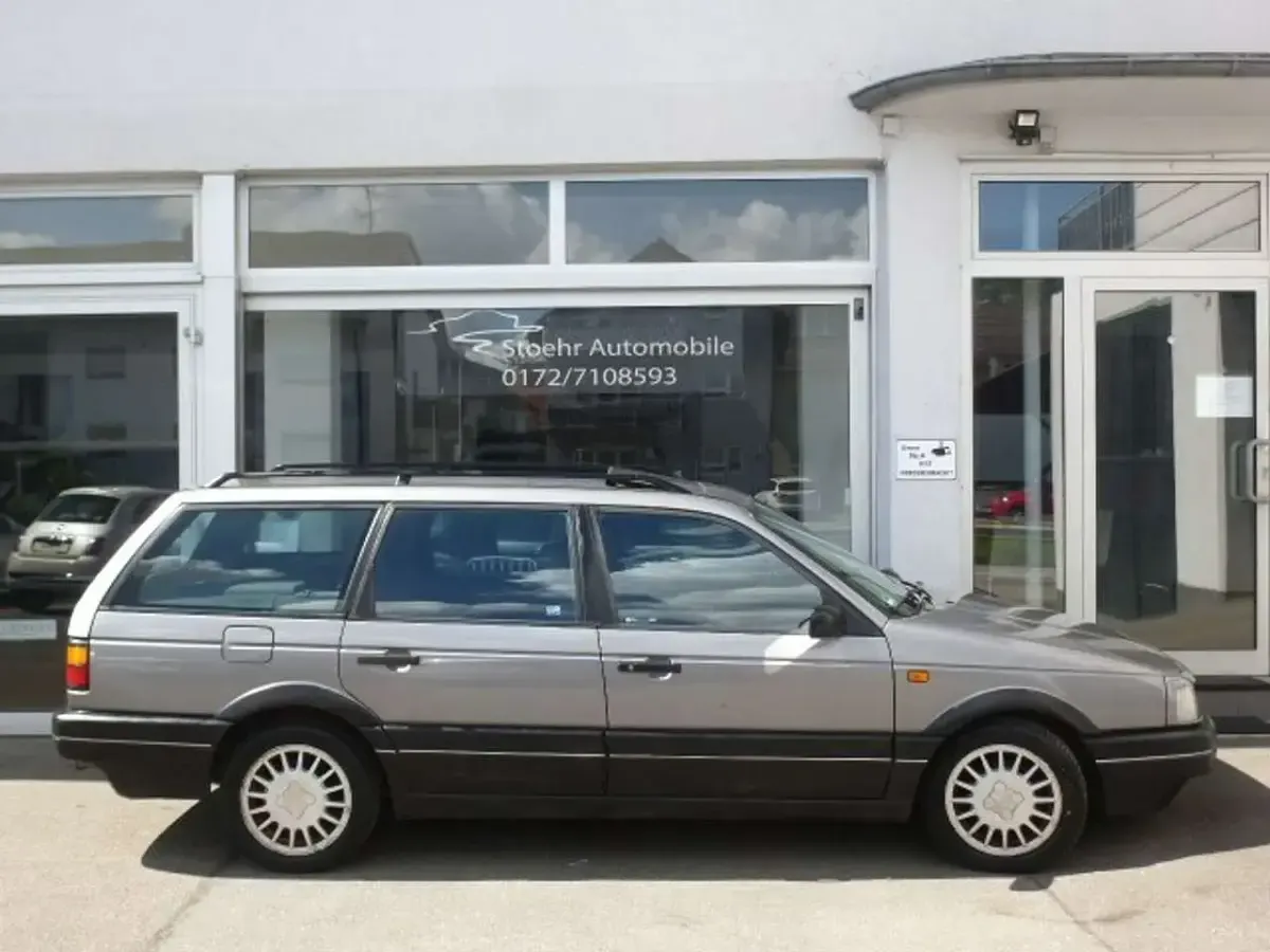 Gebraucht VW Passat GT 116 PS (85 kW) 1992 Zinngraumet Kombi