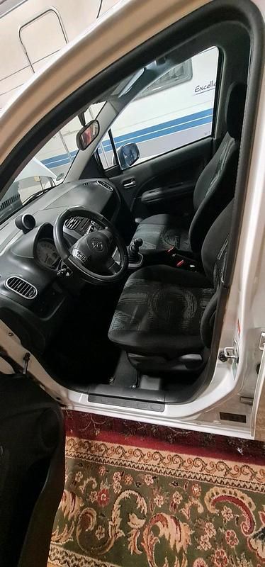 Gebraucht Opel Agila 65 PS (47 kW) 2010 Weiß Kleinwagen