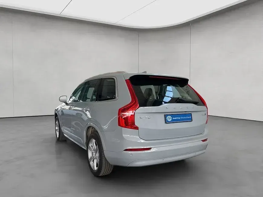 Gebraucht Volvo XC90 250 PS (183 kW) 2023 Grau SUV