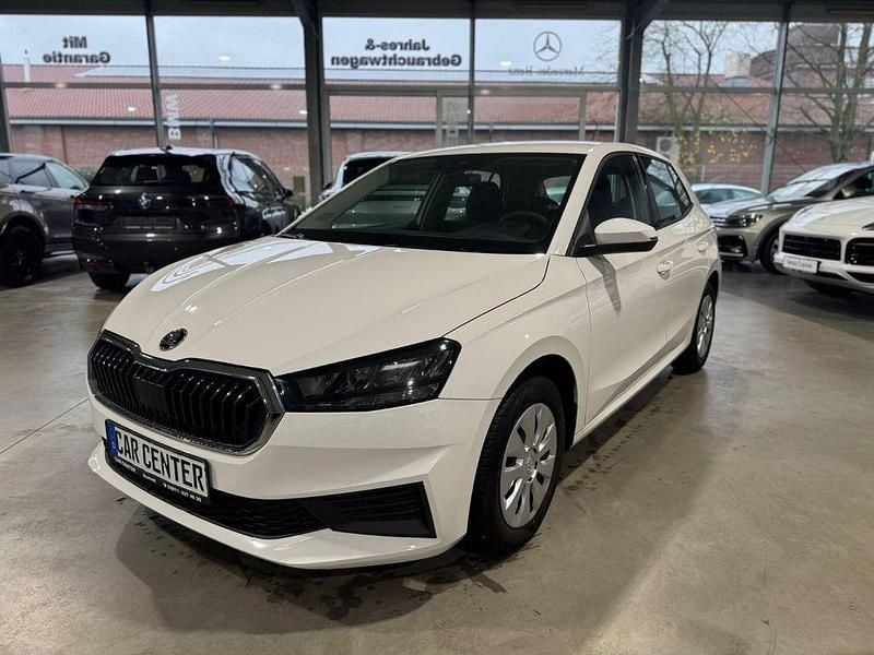 Gebraucht Skoda Fabia Active 65 PS (47 kW) 2022 Weiß Limousine