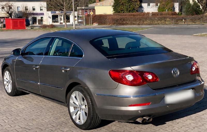 Gebraucht VW Passat 160 PS (117 kW) 2009 Gold Coupé