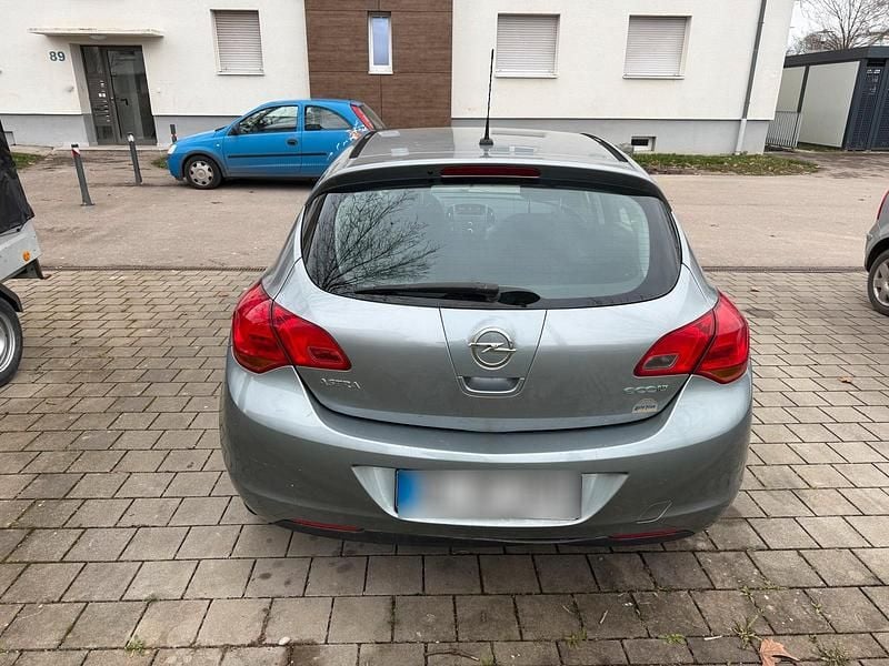 Usata Opel Astra 87 CV (63 kW) 2010 Grigio Utilitaria