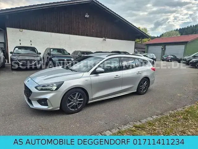 Usata Ford Focus ST-Line 120 CV (88 kW) 2020 Argento Station wagon