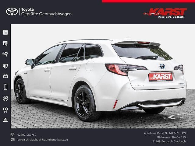 Gebraucht Toyota Corolla 184 PS (135 kW) 2021 Novaweiß perleffekt Kombi